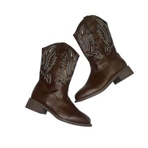 Heeled cowboy boots